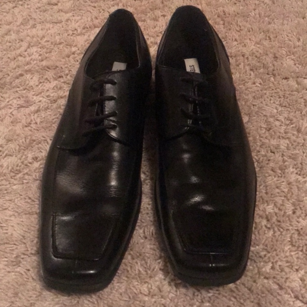 Steve Madden Gilfoyle Slip-on Loafers